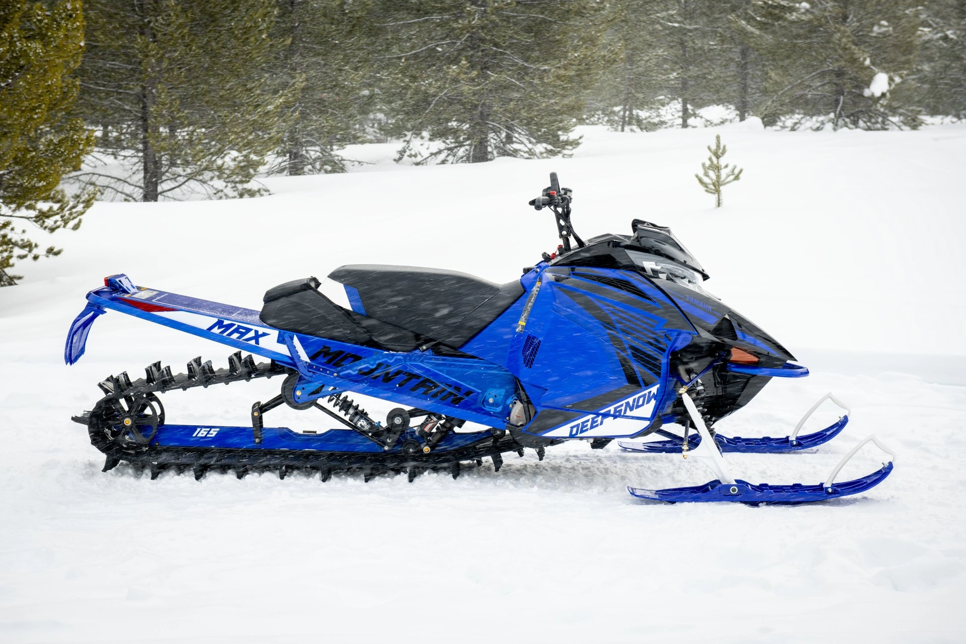 2024 MOUNTAIN MAX LE 165 - Specifications | Yamaha Motorsports, USA