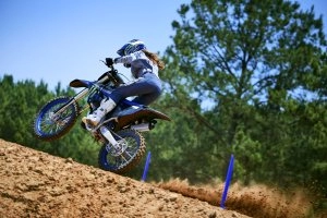 YZ125ME Action 6