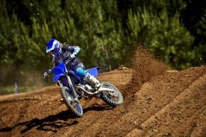 YZ125 Action 3