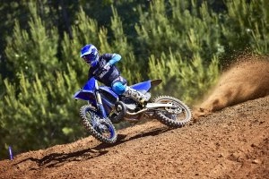 YZ250 Action 1