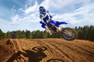 YZ250F Action 3