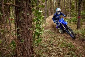 YZ450FX Action 4