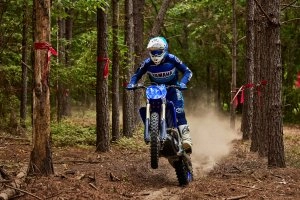 YZ450FX Action 3