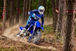 YZ450FX Action 7