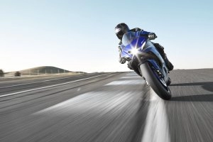 YZF-R7 Action 12