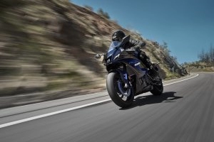 YZF-R7 Action 2