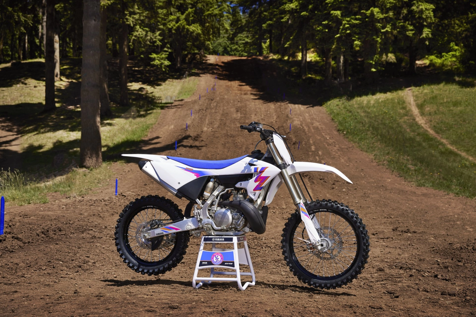 2024 YZ250 - Key Features | Yamaha Motorsports, USA