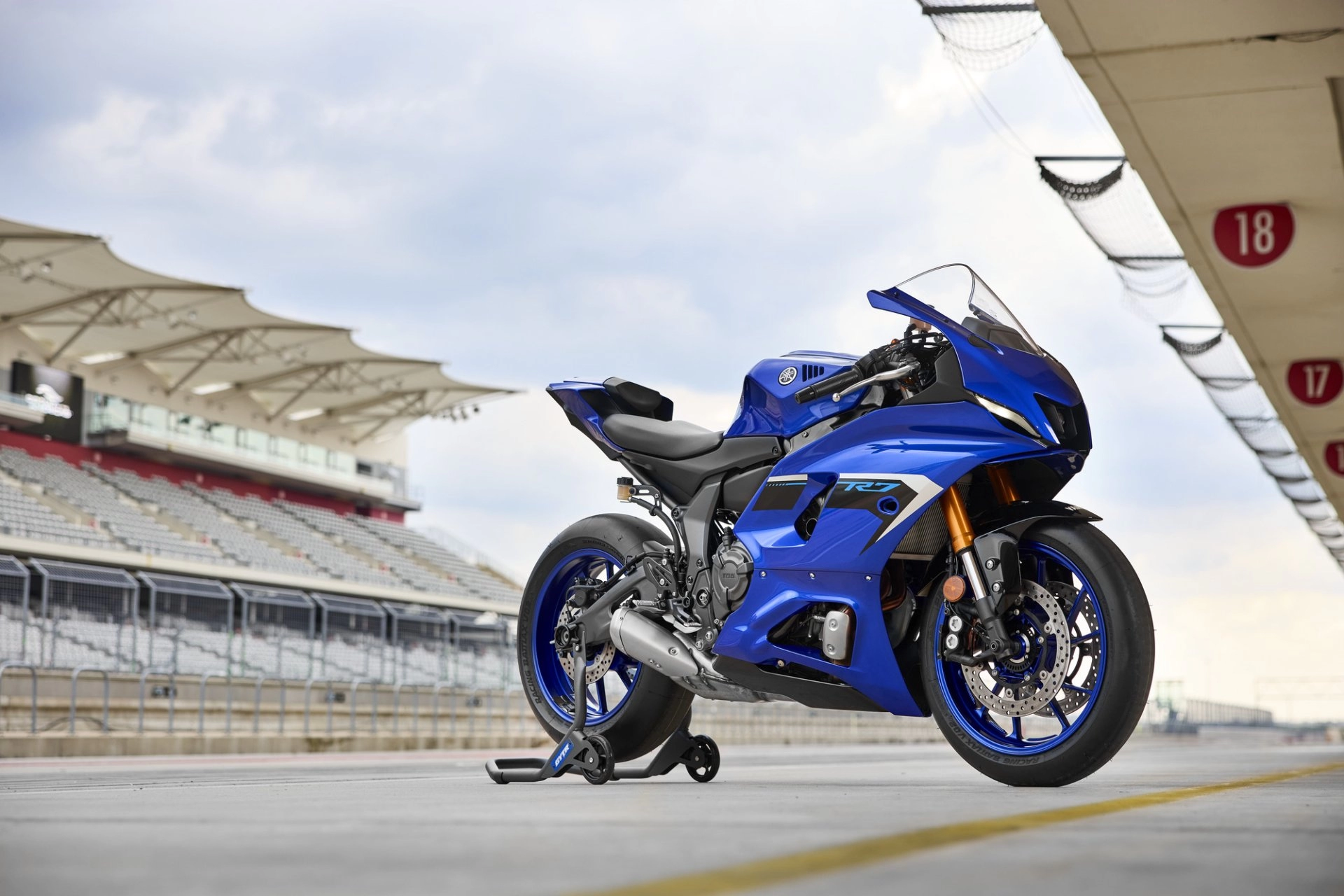 2025 YZFR7 Specifications Yamaha Motorsports, USA