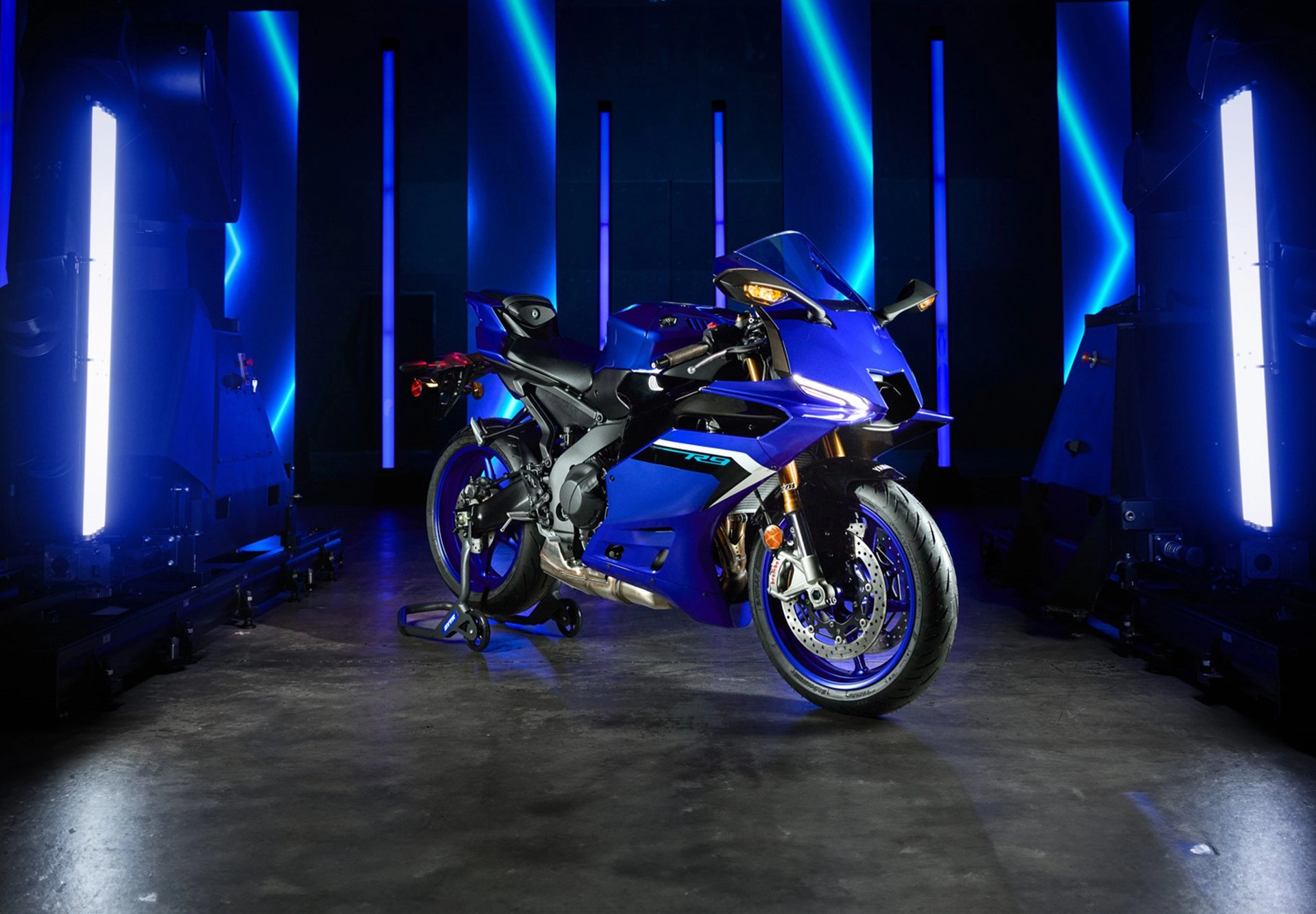 2025 YZFR9 Specifications Yamaha Motorsports, USA