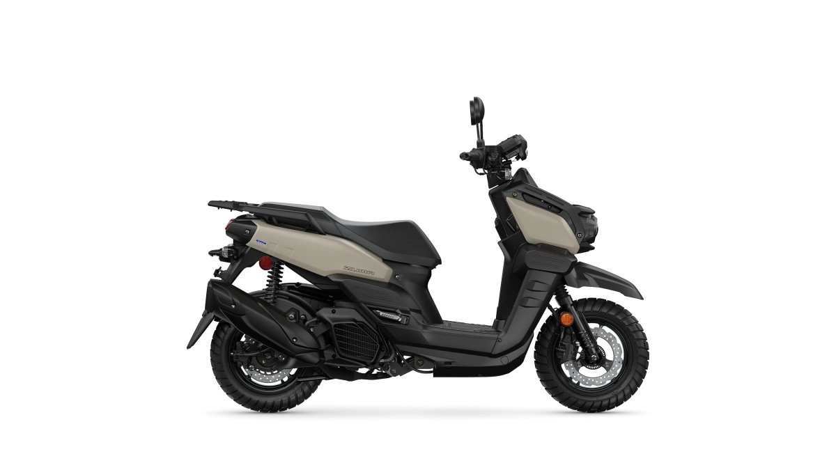 ZUMA 125  Side Profile