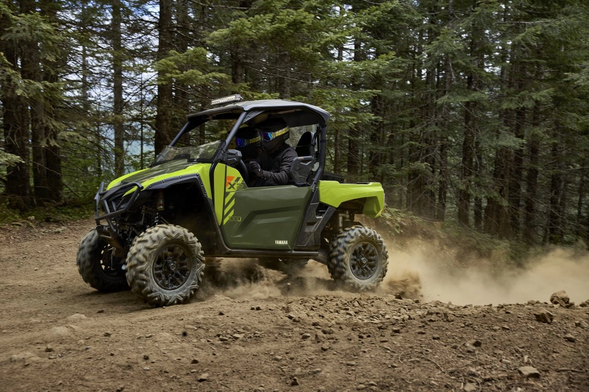 Potent 999cc Twin-Cylinder Powerplant