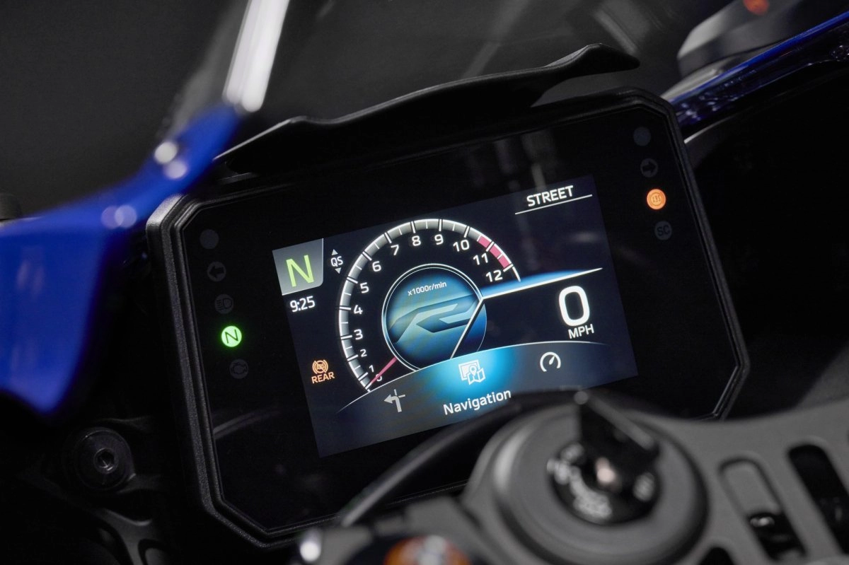 New Five-Inch TFT & Enhanced Connectivity