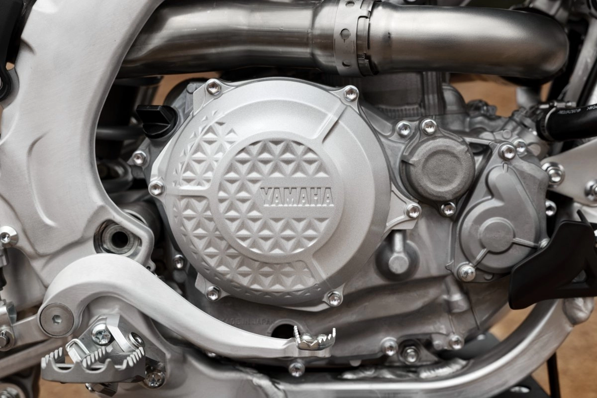 All-new 250cc Four-Stroke Engine with noise compliance